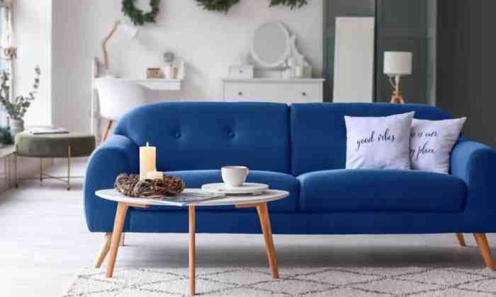 Wohnzimmer ideen blaues sofa